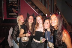 Haunted Happy Hour Borrel